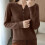 Oversized gebreide trui in chocoladebruin voor de herfst 1