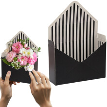 Boîte à enveloppes pour la Saint-Valentin avec motif floral 29204cm