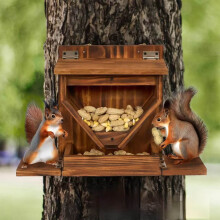 Squirrel Feeder with Charred Wood Finish – Sturdy Squirrel Feeding Station for Outdoor Backyard, Durable Hanging Squirrel Treat Station