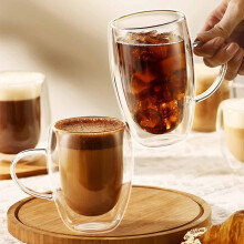 Doppelwandiger Kaffeebecher aus Klarglas, 350 ml