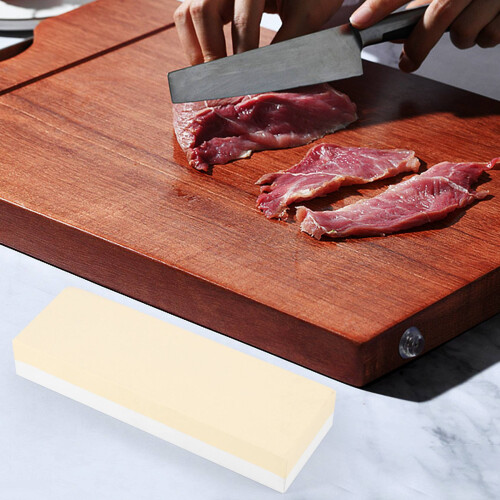 Japanese-Style Combination Whetstone 4000/8000 Grit 2