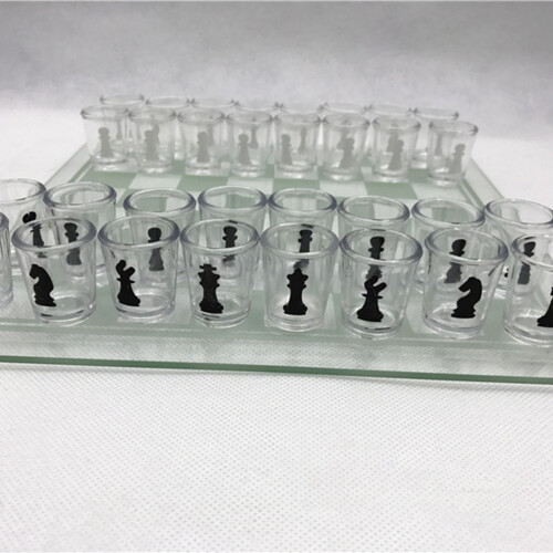(25*25cm) Drinking Chess Set - Durable & Reusable