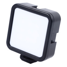 Draagbare RGB-invullamp met volledige kleurweergave (3000-9000K), dimbaar, 70 LED's, 7W, geschikt voor fotografie en live-uitzendingen.