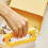 Bear Mini Set scopino e paletta in plastica 200 g giallo 4