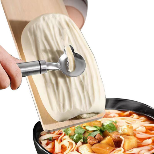 Sharp Groove Blade Dough Cutter for Kitchen 2
