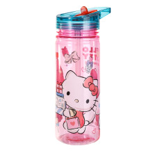 Hello Kitty & Friends 580ml Water Bottle for Kids School Drinks Bottle Made of Durable Tritan Reusable BPA Free