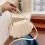Einfache, einfarbige Schultertasche 2