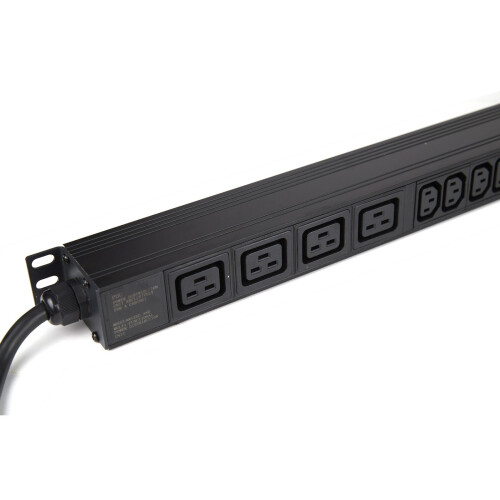 kenable PDU COMBO 4 x C19 Sockets 20 x C13 IEC Sockets to 32A Commando Vertical Unit 3m 2