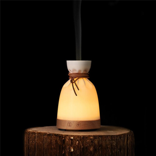 Small Bag Aroma Diffuser, Portable Ultrasonic Humidifier with Solid Wood Design, Essential Oil Aromatherapy Lamp 1