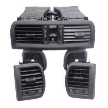 Afdeklijst voor ventilatierooster in het dashboard van de Skoda Fabia 2LHD (links)