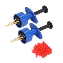 Juego de herramientas para colocar bandas elásticas en pellets para pesca deportiva.