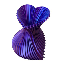 Vaso a forma di cuore stampato in 3D – Viola, finitura nero opaco