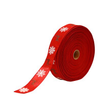Cinta navideña de lino rojo con estampado de renos y copos de nieve.