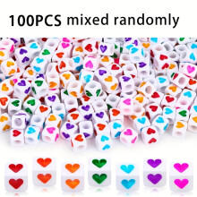 Cuentas cuadradas acrílicas en forma de corazón de 6 mm, 100/200/300 unidades