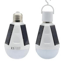 Solcellsladdande E27-lampa 1200mAh Vattentät