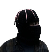 Ensemble cagoule, bonnet et écharpe à capuche tricotés pour l'hiver