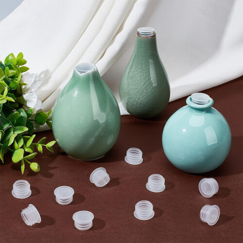 Reusable Plastic Salt and Pepper Shaker Stopper, 25 Pieces 1