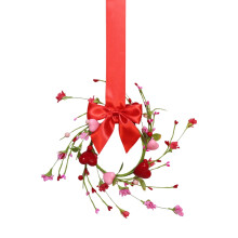 Valentin-napi koszorú szív alakú bogyókkal és masnival, 28 cm, 1