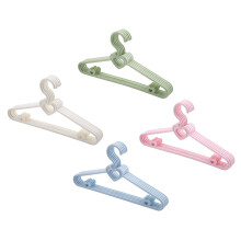 Lot de 20 cintres pour vêtements de bébé – en plastique, gain de place.