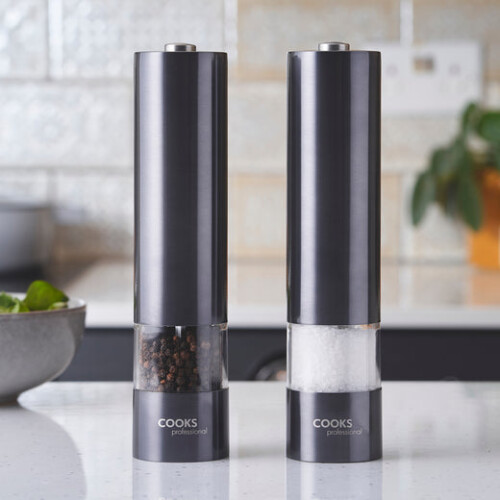 Cooks Professional Cooks Professional Electric Salt and Pepper Mill Set | Graphite 2