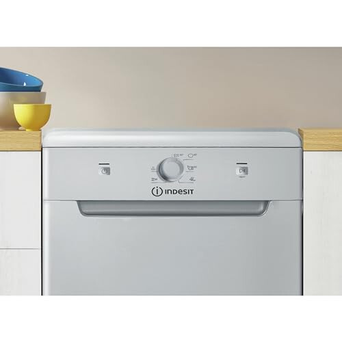 Indesit Indesit Freestanding Slimeline Dishwasher - Silver - 9 2