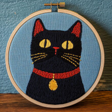DIY Punch Needle Kit: Cute Black Cat Pattern, Easy for Beginners, Includes Hoop & Printed Design – 20x20cm, Compatible with Standard Tools