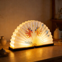 Skladacia ventilátorová lampa, drevená, ambientné svetlo, nabíjateľná cez USB