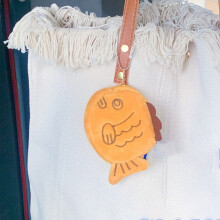 Change & Data Storage Plush Coin Purse with Taiyaki Design Compact & Portable