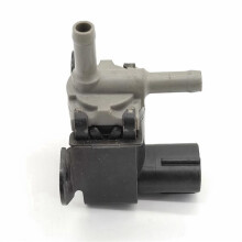 2X Hoogwaardige Koolstoffilter Solenoïdeklep Reinigingsregelklep Vacuümklep 136200-2620 17650-97207 voor