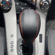 Car Automatic Shift Knob Cover Knob Gear Shift Cover for Cruze Captiva 2011 2012 2013 Black+Red