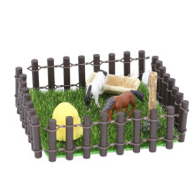 Recinto stalla di cavallo in scala 1:12 con accessori in miniatura