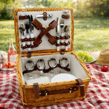 Luxury Wicker Picnic Basket Hamper Set for 4