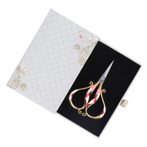 Sewing Tool Set Embroidery Scissors Sharp Durable High Quality With Practical Protective Case In Retro Design For Travel And Crafting 1