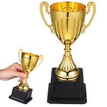prijs trofee prestatie beker beloning cadeau winnaar klas