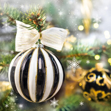 3-Ply Xmas Decoupage Tissue Paper Napkins Decorative Christmas Serviettes 33cm x 33cm - Maki - Pack of 20 (Black & White Bauble on Spruce)