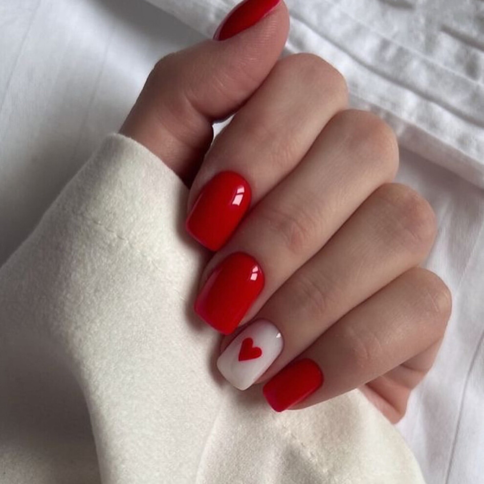 Nail Care Red Hearts Valentine's Day Nail Art 24PCS Nail Tips Finished False Nails Wearable Nail Patches