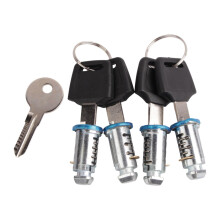 Kattotelineiden lukot Tavaratelineen lukko avaimella Autotelineen lukot Lock Core Kattotavaralukko Lock4Locks Cores