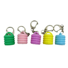 Lot de 5 bouchons porte-clés brillant à lèvres