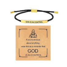 God heeft alles onder controle. Verstelbare gevlochten armband.