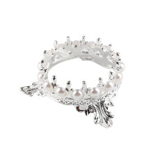 Crown-shaped nail pen holder with pearl decoration