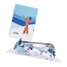 Cartão de felicitações pop-up artístico com paisagem de neve e esqui, feito à mão1