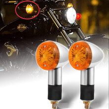 Knipperlicht met amberkleurige lens, conform de regelgeving