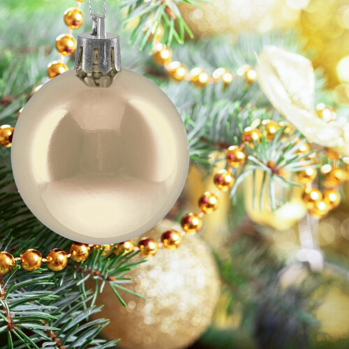 50 glänzende Weihnachtskugeln - dekorativer Baumschmuck