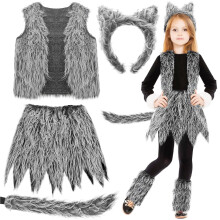 Ensemble de vêtements de loup pour enfants et adultes, idéal pour une fête de carnaval ou une soirée déguisée.