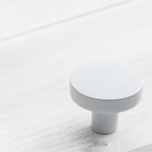 Puxadores redondos para armários e cômodas, com furo único, em liga metálica, estilo moderno, 3,1 cm de diâmetro, 2,1 cm de altura.