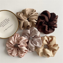 Casewin Satin Scrunchies för kvinnor – Mjukt elastiskt hår