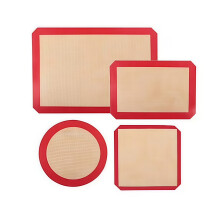 Set di 4 tappetini antiaderenti per impastare, essenziali per ogni fornaio in cucina.