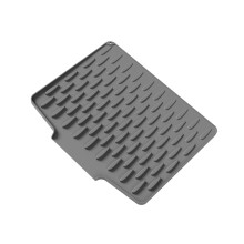 Schuine siliconen afdruipbak voor de keuken, efficiënte hittebestendige siliconen afdruipmat, aanrechtorganizer