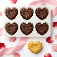 Heart-Shaped Silicone Mold Heart-Shaped Chocolate Mold Non-Stick Baking Mold Ideal for Valentines Day Dessert, Cupcake, Chocolate, Candy