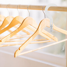 24Pcs Multifunctional Plastic Clip Hangers for Pants Towels and Clothes Grip